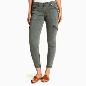 NWT BLANK NYC | DENIM ZIP POCKET UTILITY JEAN